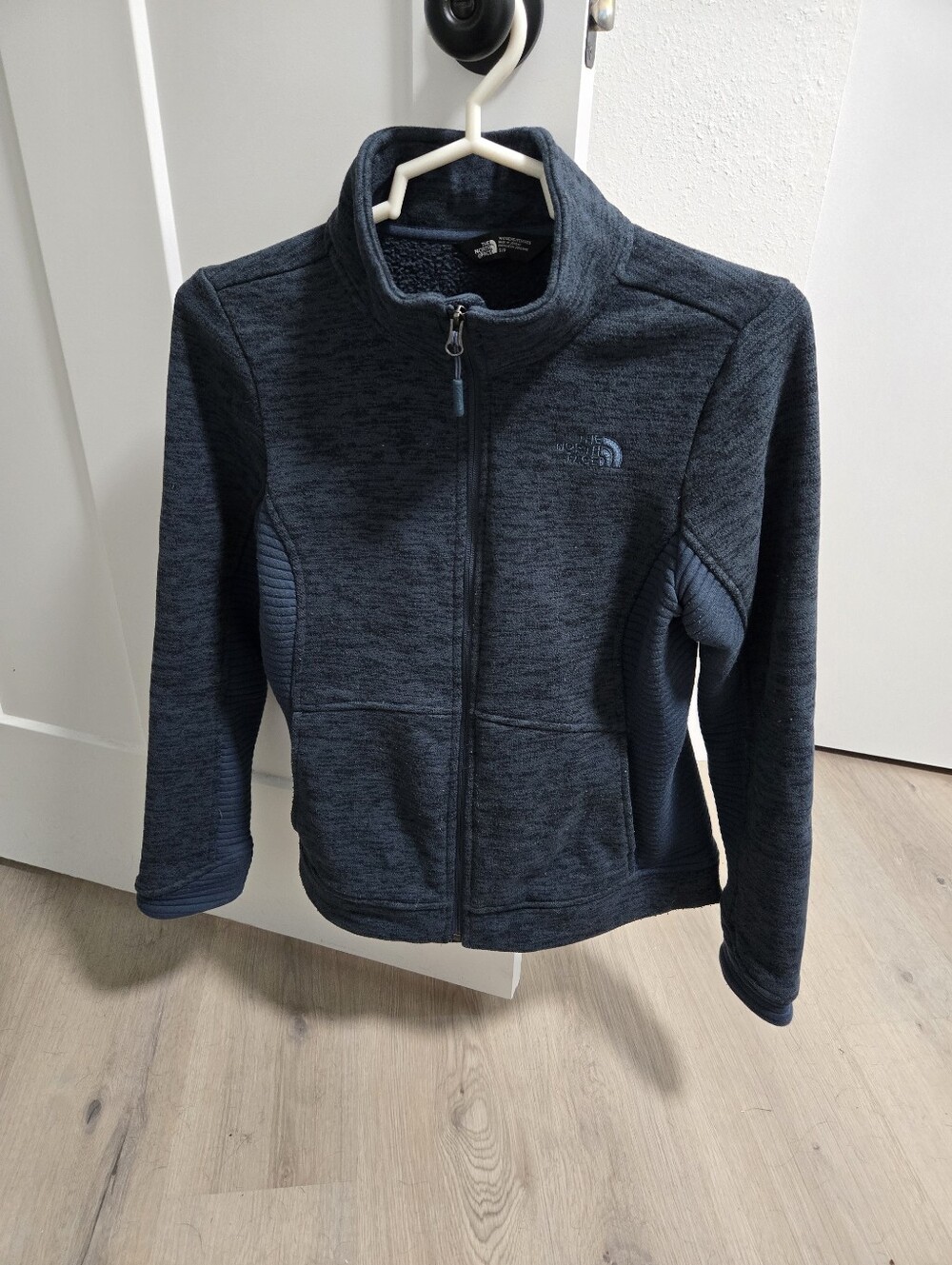 The North Face Women's Navy Full-Zip Performance Fleece Jacket